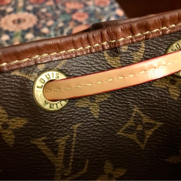 Louis Vuitton Noe - Picture 11 of 15
